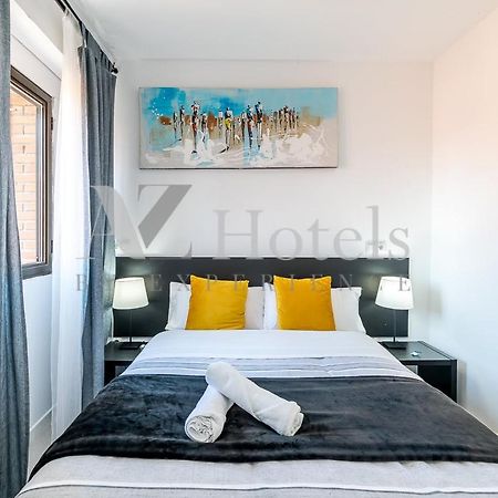 Ayz Sierra De Meira - Auto Check-In Property (Adults Only) Мадрид Екстериор снимка