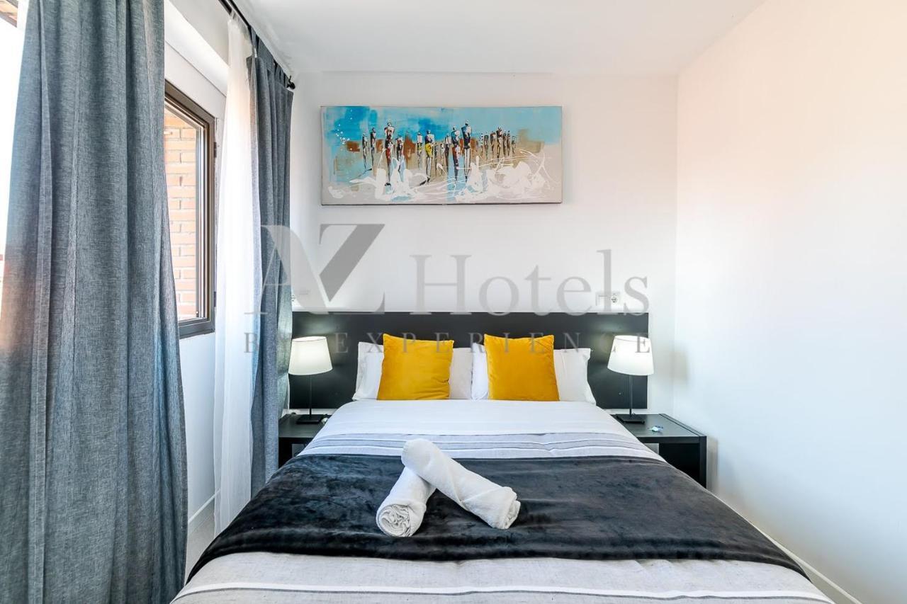 Ayz Sierra De Meira - Auto Check-In Property (Adults Only) Мадрид Екстериор снимка